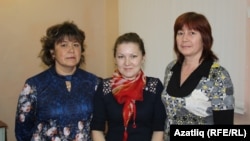Бардадан килгән Римма Дускаева, Айгөл Ханбабаева, Рәхинәә Уртабаева