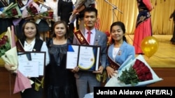 "Жылдын эң мыкты мугалими" болгондор. 