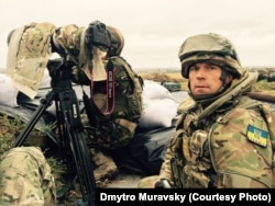 Дмитро Муравський поблизу Донецького аеропорту