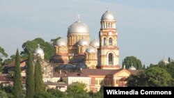 По словам Давида Пилия, Новый Афон – это не просто храм, в который идут паломники и туристы, Новый Афон – это душа Абхазии