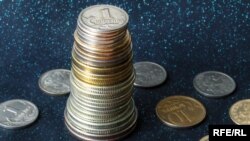 Внешний долг России к июлю сократился на 8,7%, а долг российских компаний - вырос на 32%