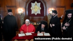 Папа Леў XIV і патрыярх Баўтрамей І. Фота Vatican News