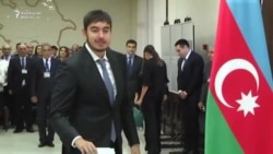 Prezident və ailəsi səs verir