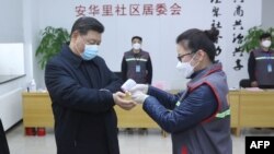 Չինաստանի նախագահ Սի Ծինփինն այցելում է հիվանդանոց, 10-ը փետրվարի, 2020թ.