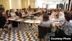 Нишасти занони соҳибкори тоҷик. Акс аз бойгонӣ