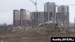 Кырымтатарларның җимерелгән йортлары урынына яңа йортлар төзелә