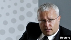 Александр Лебедев