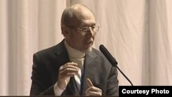 Дамир Исхаков