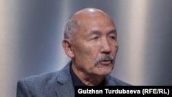 Ишенбай Кадырбеков.