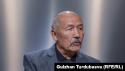 Ишенбай Кадырбеков.
