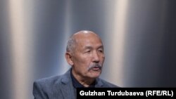 Ишенбай Кадырбеков.