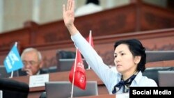 Аида Салянова.