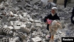 Сириядагы үч жылга созулган согушта 130 миңдей адам өлдү.