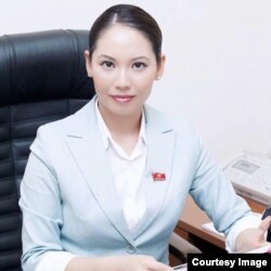 Лунара Мамытова.