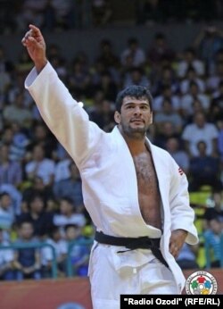 Муҳаммадмурод Абдураҳмонов.