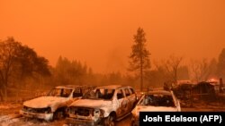 Парадайста калган автоунаалар.