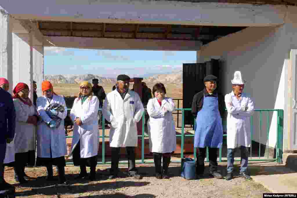 Ак-Талаа районунун веткызматкерлери.