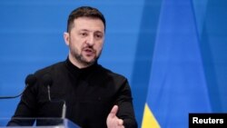 За словами президента, Україна наполягає на реальному припиненні вогню