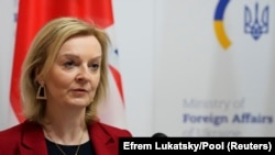 Ուկրաինա - Լիզ Թրասը Միացյալ Թագավորության արտգործնախարարի պաշտոնում Կիևում ասուլիսի ժամանակ, փետրվար, 2022թ.