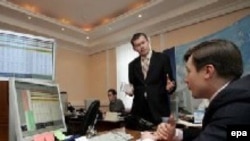 Перерыв в торгах пошел биржам на пользу