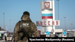 Ռուս-ուկրաինական սահմանի անցակետերից մեկը, արխիվ