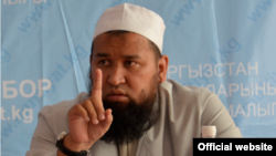 Қырғызстанның бас мүфтиі Мақсат қажы Токтомушев. Бішкек,  7 қаңтар 2014 жыл.