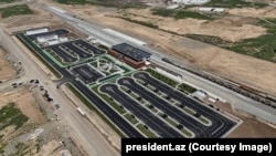 Комплекс железнодорожной и автобусной станции в Агдаме, май 2025 года