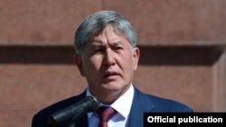Президент КР Алмазбек Атамбаев.