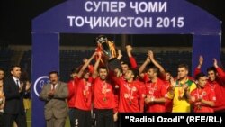 Дастаи "Истиқлол" ҳангоми тақдими Ҷоми олии Тоҷикистон