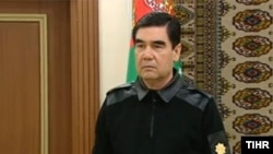 Türkmenistanyň prezidenti Gurbanguly Berdimuhamedow, TH-nyň fotosuraty