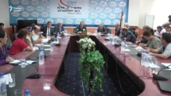 Вазир: Мо медонем, ки чӣ гуна аттестатро мефурӯшанд