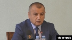 Музаффар Ашӯриён, вазири адлияи Тоҷикистон