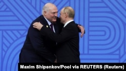 Очільники Росії та Білорусі, Володимир Путін (праворуч) і Олександр Лукашенко. Казань, 23 жовтня 2024 року