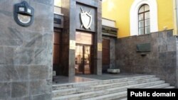 Татарстан прокуратурасына керү арбалы инвалидлар өчен җайланмаган