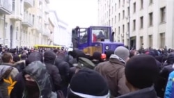 Президент идарәсенә трактор һөҗүме