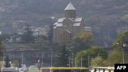 Низомиён дар кӯчаи марказии Тифлис, 9 ноябри 2007