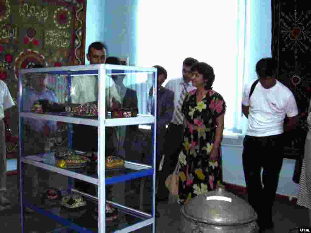 Намоишгоҳ дар осорхонаи Беҳзод #30