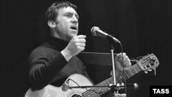 Wladimir Wysotskiý Ýaroslawlda aýdym aýdýar, 28-nji fewral, 1979 ý.