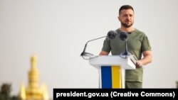 23 серпня, напередодні Дня Незалежності, в Україні відзначають День державного прапора