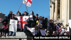 Митинг в центре Кутаиси против строительства Намахванской ГЭС