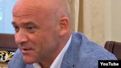 Геннадій Труханов 