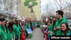 Чарада катнашучылар