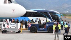 АКШдан чыгарылган мигранттар. Коста-Рика.