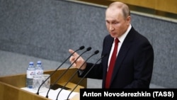 Під час обговорення в Держдумі правки, яка б «обнулила» його президентські терміни, Путін заявив, що згоден із цим, якщо рішення підтримає Конституційний суд