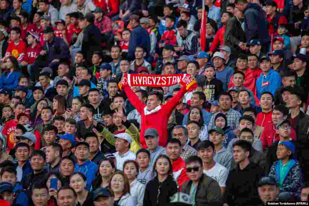 &nbsp;Беттеш Бишкектеги Дөлөн Өмүрзаков стадионунда өтүп, аны көрүү үчүн 15 миңден ашык көрүүчү келген.