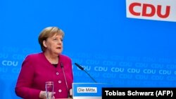 Գերմանիա - Կանցլեր Անգելա Մերկելը Քրիստոնեա-դեմոկրատական միության գրասենյակում ասուլիսի ժամանակ, Բեռլին, 29-ը հոկտեմբերի, 2018թ․