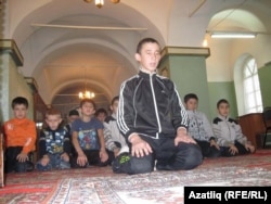 Биш көн эчендә балалар ислам кануннары белән танышты