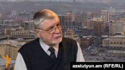 Հայաստանում Ուկրաինայի նախկին դեսպան Ալեքսանդր Բոժկոն «Ազատություն TV»-ի երևանյան ստուդիայում, 8-ը մարտի, 2014թ․
