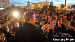 Ռուսաստան - Մզկիթի կառուցման ծրագրի դեմ բողոքի հանրահավաքը Մոսկվայի Միտինո շրջանում, 19-ը սեպտեմբերի, 2012թ.