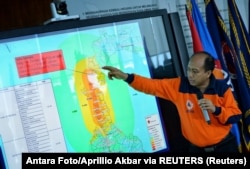 Сутопо Пурво Нугрохо на прес-конференції щодо поточної ситуації на Сулавесі, 29 вересня 2018 року